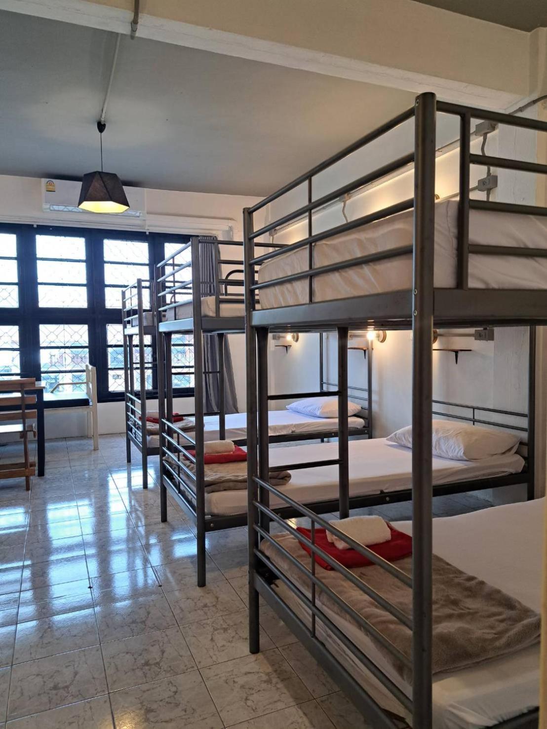 8 Sleeper Street Guesthouse Krabi town Kültér fotó
