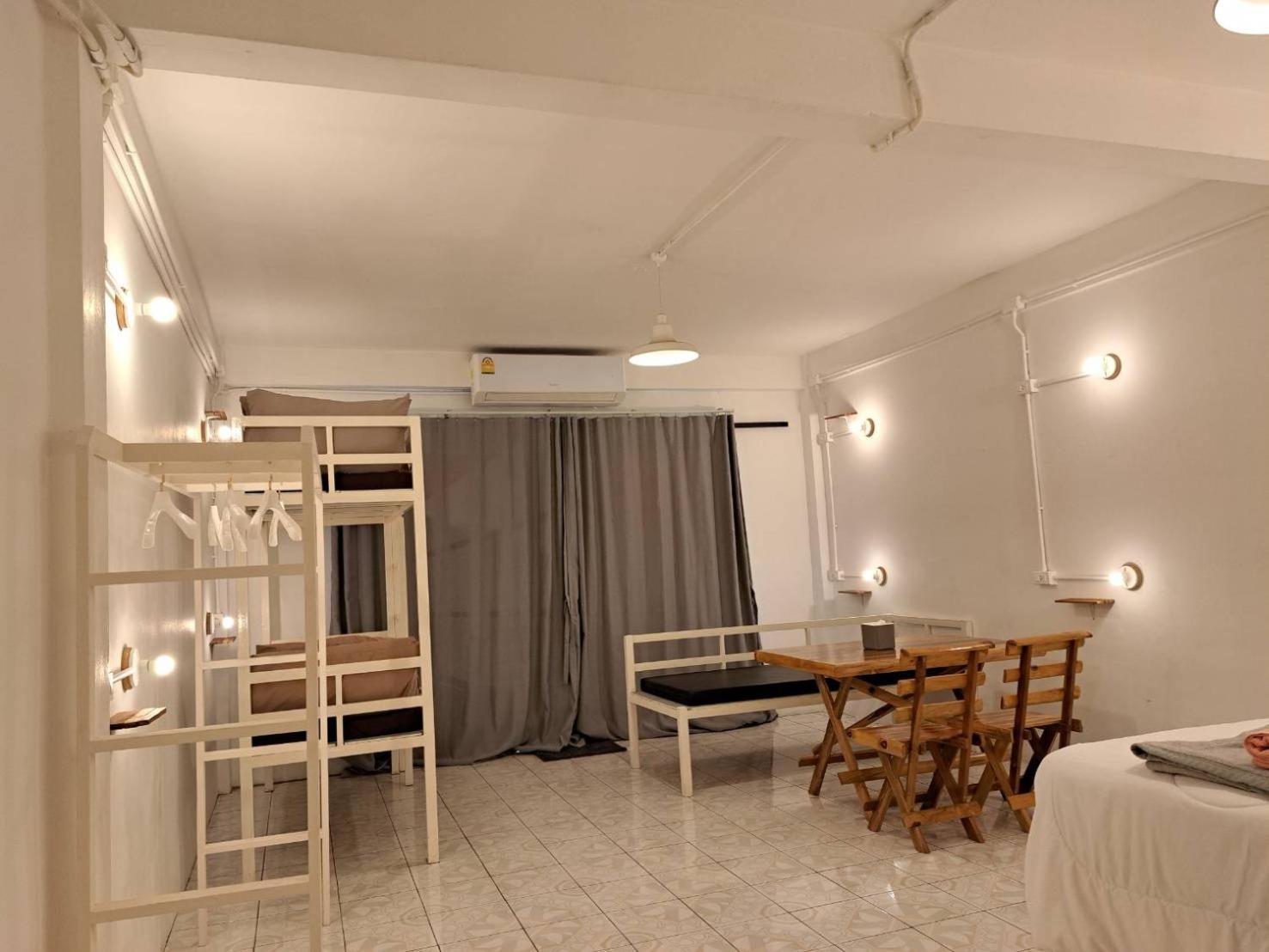8 Sleeper Street Guesthouse Krabi town Kültér fotó