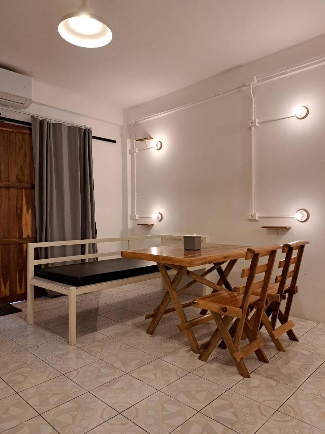 8 Sleeper Street Guesthouse Krabi town Kültér fotó