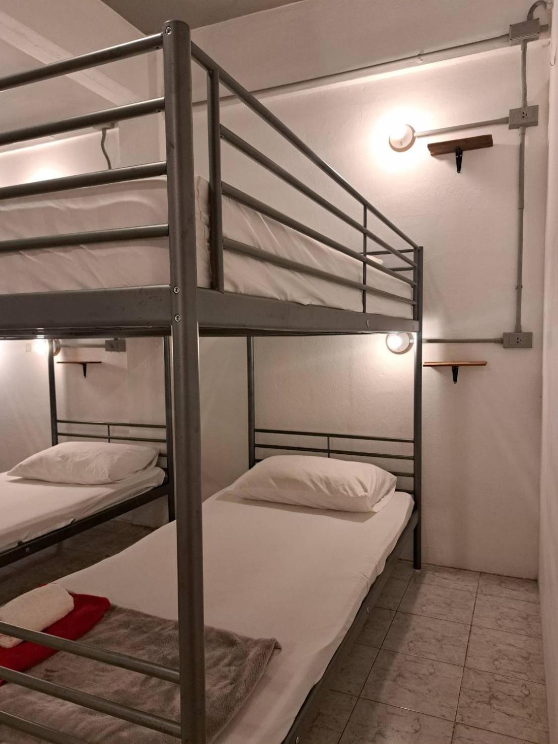 8 Sleeper Street Guesthouse Krabi town Kültér fotó