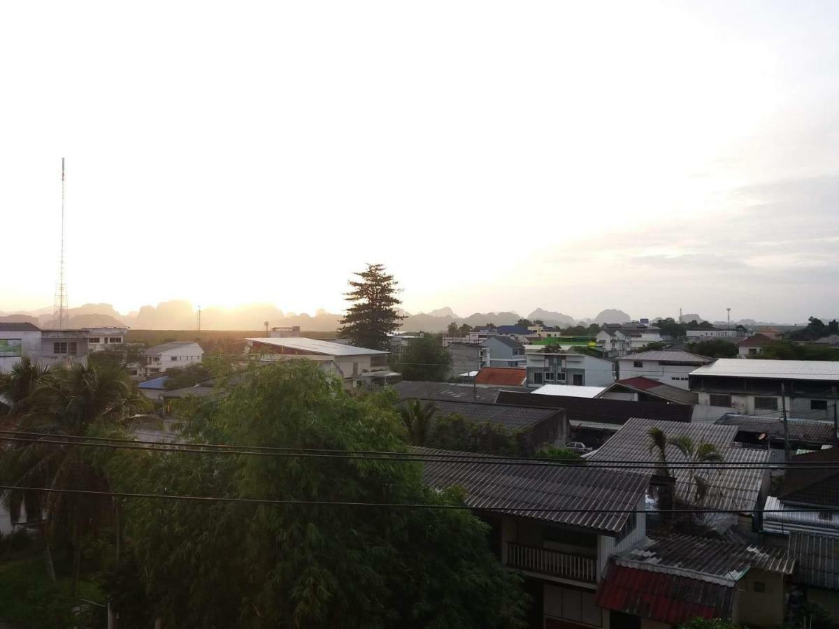 8 Sleeper Street Guesthouse Krabi town Kültér fotó